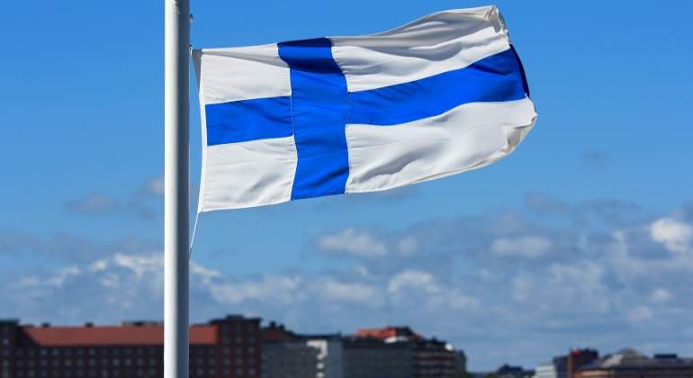 finaldia-bandera-helsinki.jpg