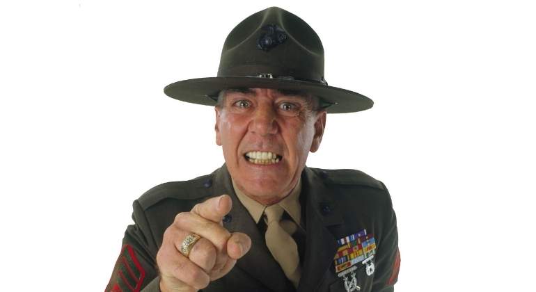 sargento-chaqueta-metalica.jpg