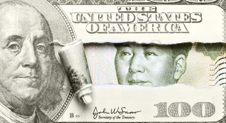 yuan-ensconde-dolar.jpg