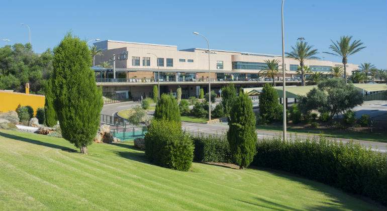 Aeropuerto-Menorca.jpg