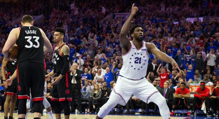 embiid-celebra-marc-gasol-partido3-reuters.jpg
