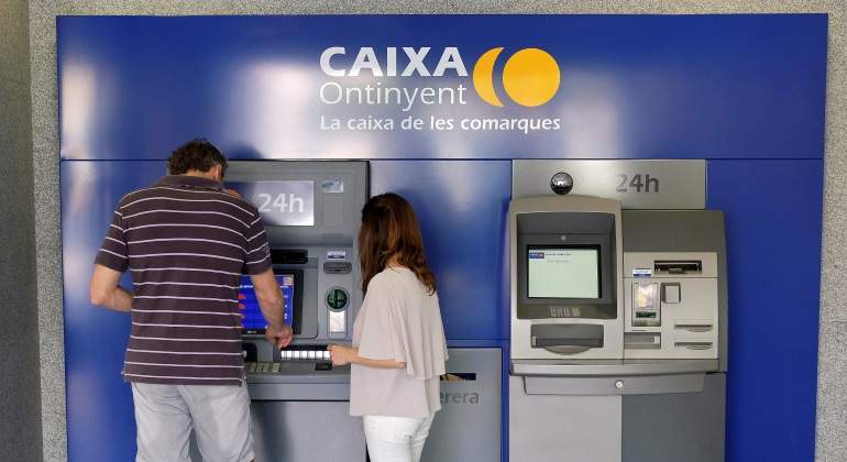 caixa-ontinyent-cajero-reuters.jpg