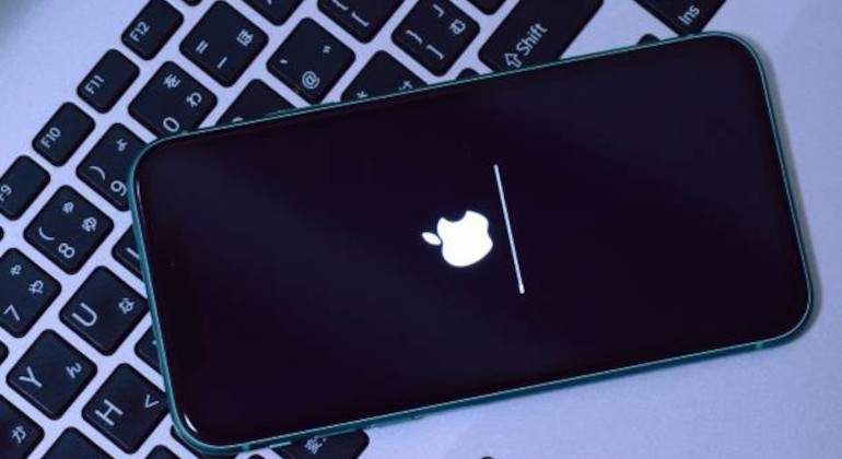 iphone.jpg
