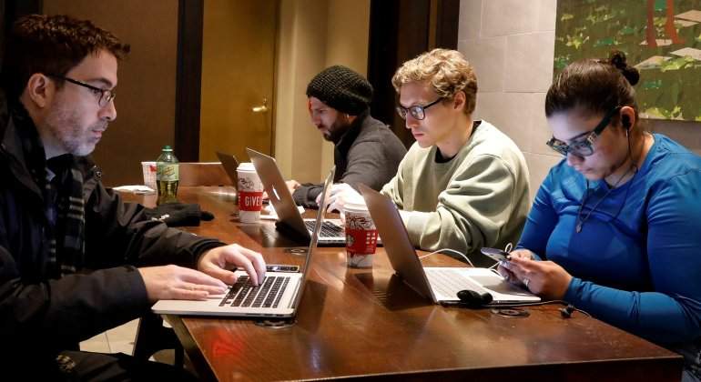 internet-usuarios-cafe-ordenadores-reuters.jpg