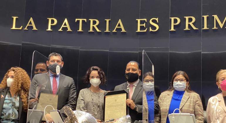 senado-Galia-Borja-tw.jpg