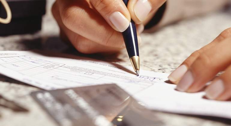 Firma-Notario-Escritura.jpg