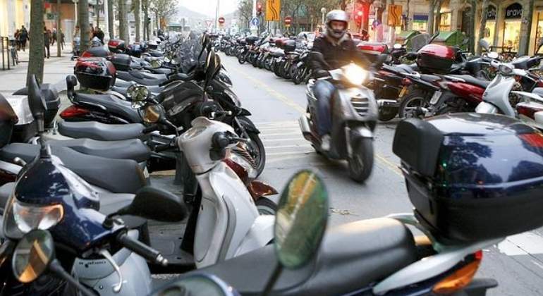 motos-aparcadas-efe.jpg