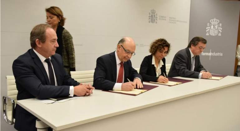 montoro-monserrat-farmaindustria.jpg