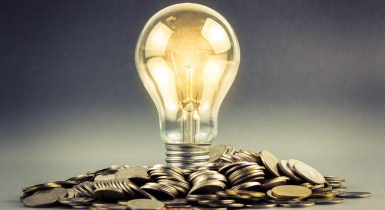 bombilla-dinero-istock-770.jpg