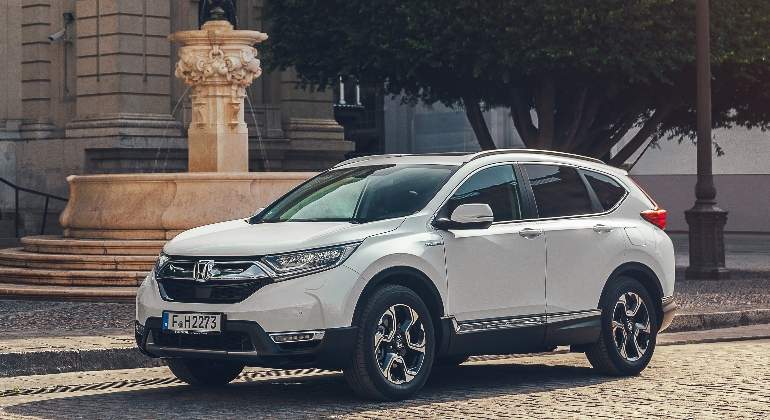 honda-cr-v-hybrid-2019-1.jpg