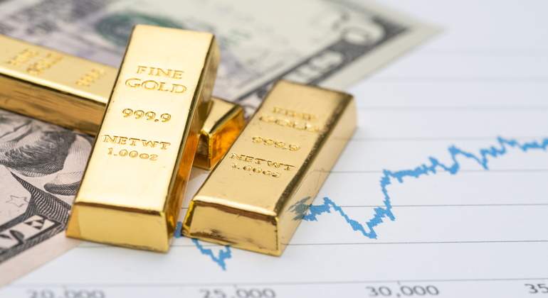 oro-dolar-grafico-dreamstime.jpg