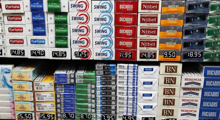 tabaco-estanteria-770-EFE.jpg