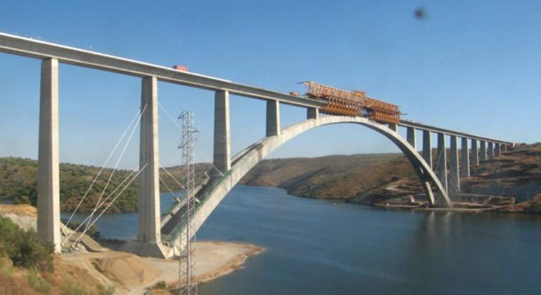 Almonte-viaducto.jpg