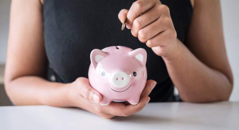 ahorro-hucha-cerdito-dreamstime.jpg