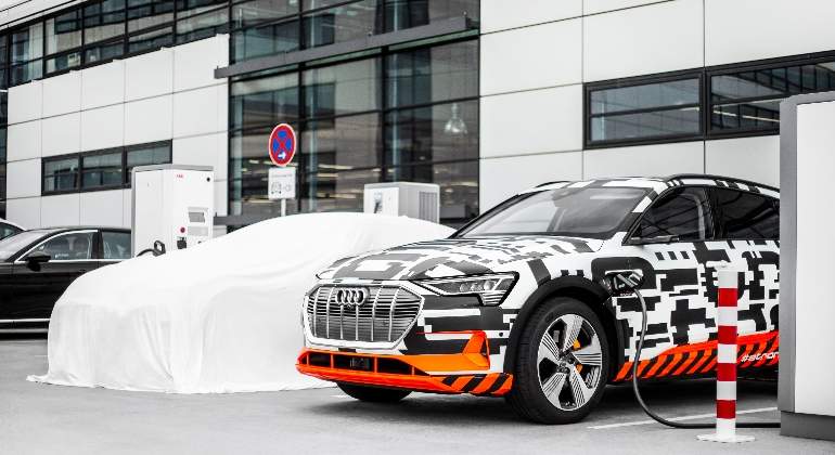 audi-e-tron-recarga.jpg