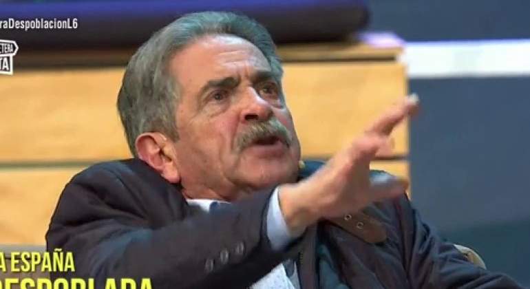 revilla-enfado-cintora.jpg