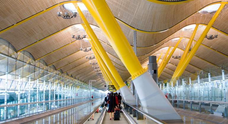 barajas-alamy.jpg