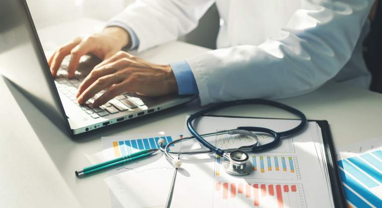 medico-inspector-inss-dreamstime.jpg
