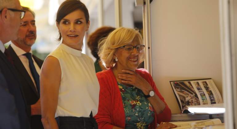 letizia-libros-feria770.jpg
