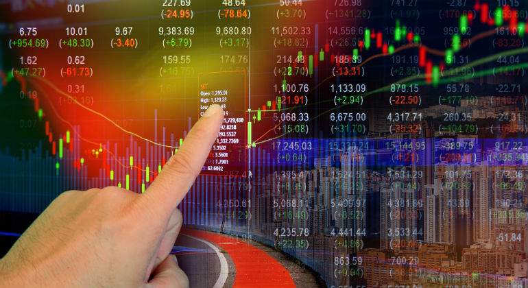 chart-mano-numeros-istock.jpg