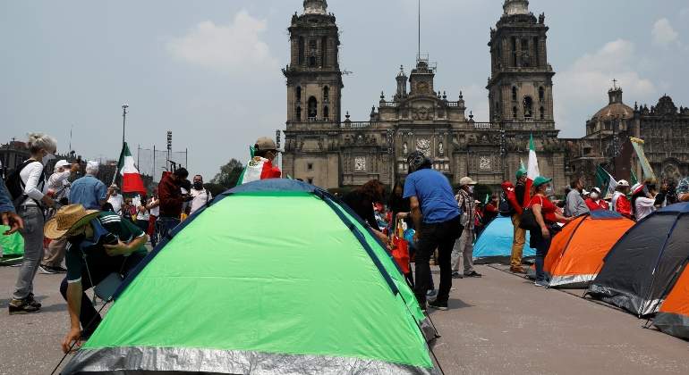 Frena plantn Zcalo CDMX anti-AMLO casas de campaa