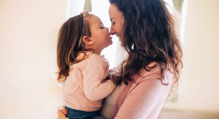 Madre-e-hija-iStock.jpg