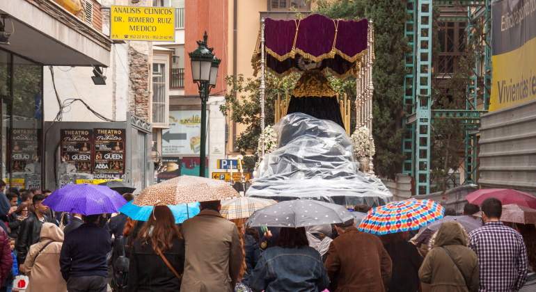 semana-santa-lluvia.jpg
