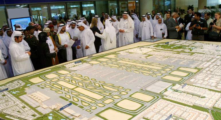 Al-Maktoum-aeropuerto-dubai.jpg