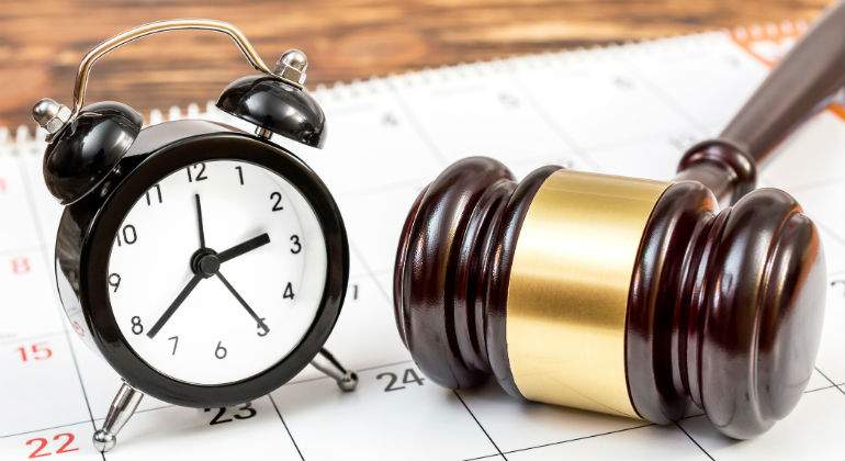 reloj-calendario-mazo.jpg