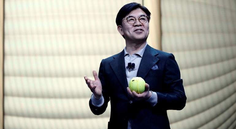 samsung-ballie-robot-asistente-pelota-presentacion-CES-Las-Vegas-7enero2020-reuters-770x420.jpg