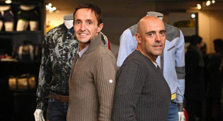ESCOLLECTION.jpg