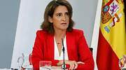 El Gobierno bajará un 32% los cargos que incluye la tarifa eléctrica en 2022