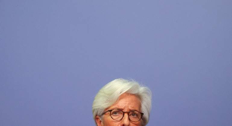 christine-lagarde-presidenta-BCE-mirada-gafas-media-cabeza-12marzo2020-reuters-770x420.jpg
