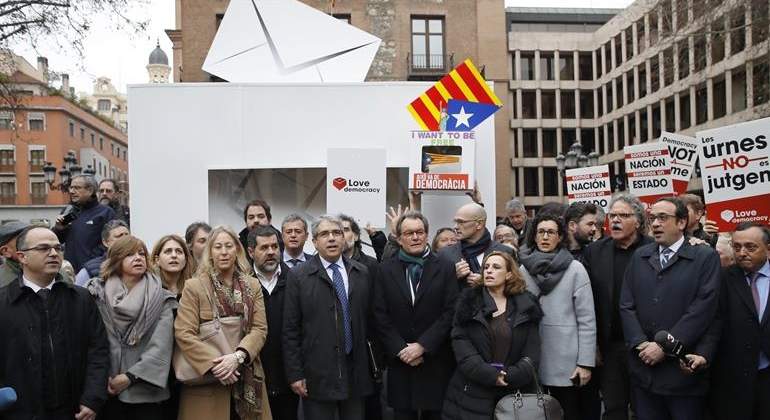 apoyo-homs-mas-madrid-27feb2017-efe.jpg