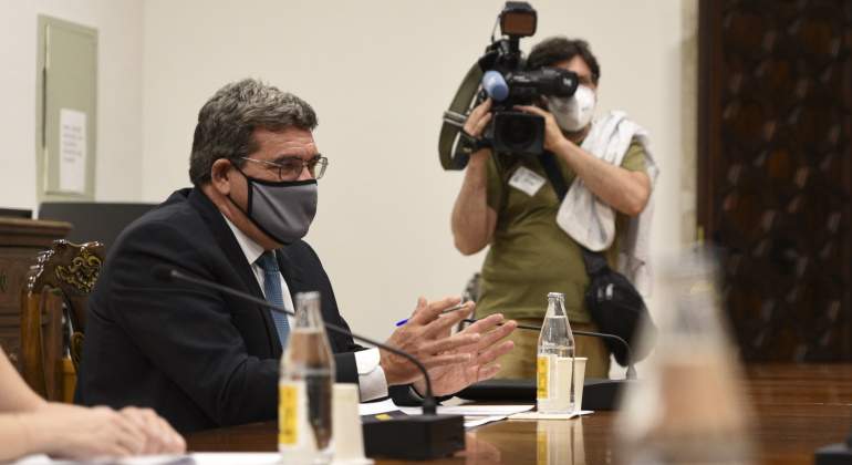 escriva-agosto-2021-camara-detras-ep.jpg