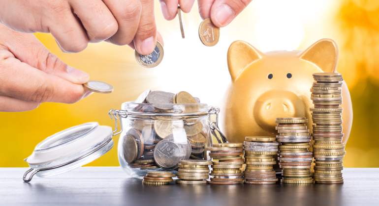 ahorrar-dinero-dreamstime.jpg