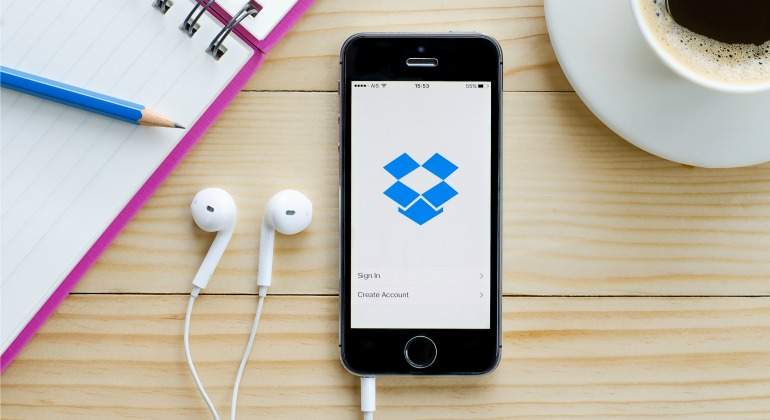 Dropbox-dreamstime.jpg