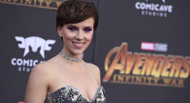 scarlett-mejor-pagada770.jpg