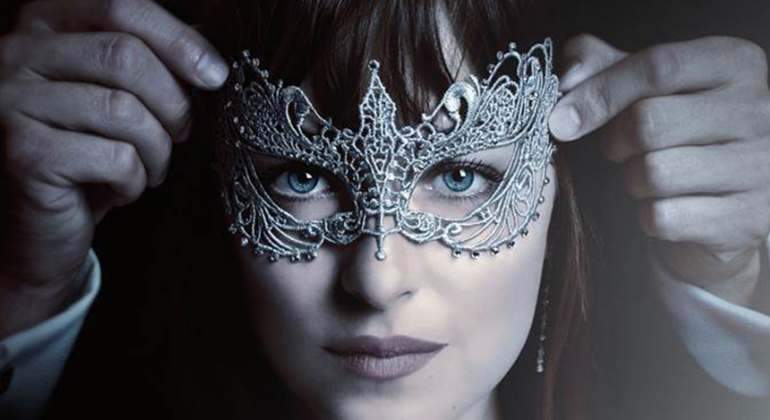 50-sombras-770-11-mascara.jpg