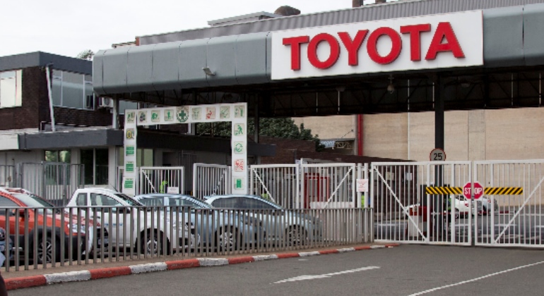 toyota-fabrica.jpg