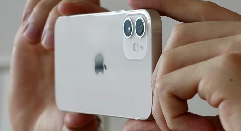 iphone-12-pixabay.jpg