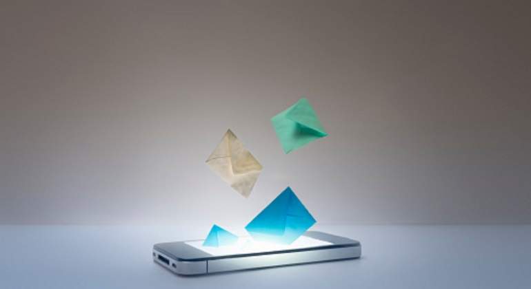 moviles-mensajes.jpg