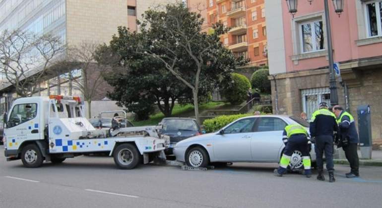 coche-grua.jpg