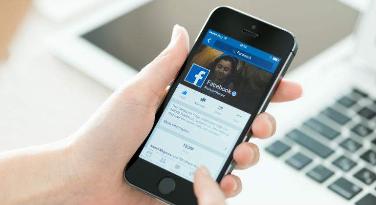 facebook-app.jpg