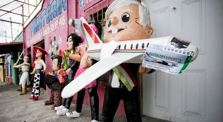 pinata-amlo-avion-presidencial-reuters-770-420.jpg