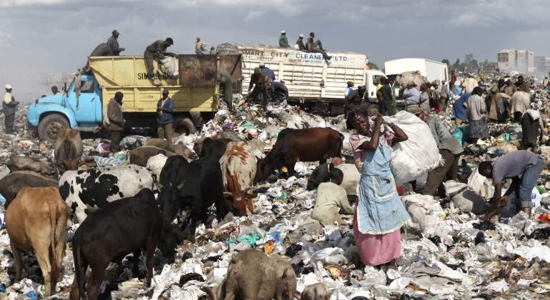basura-kenia-retuers.jpg