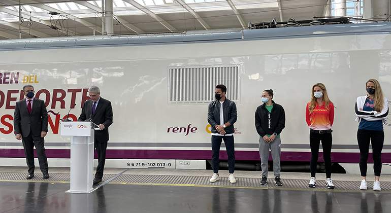 Renfe_EspecialDeportes1