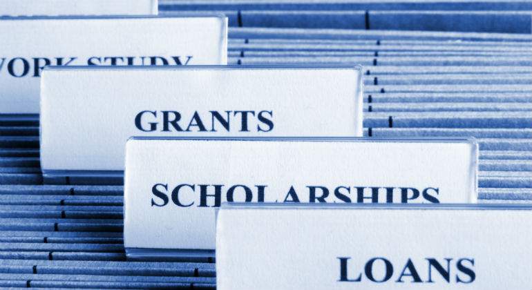 becas11111111111.jpg