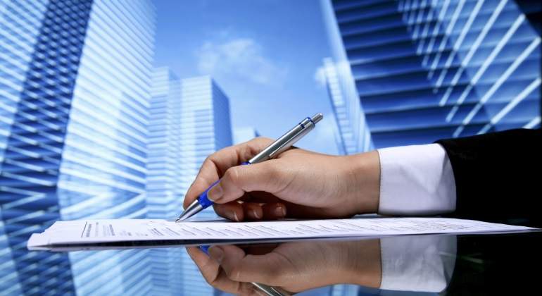 firma-mercado-inmobiliario.jpg