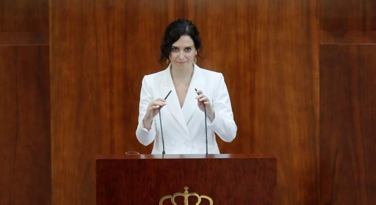 ayuso-investidura-efe.jpg